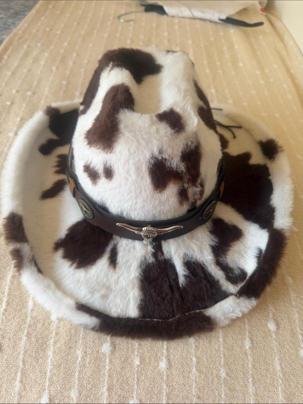 Cowhide Pattern Western Cowboy Hat - Brown & White Furry Rodeo Cowgirl New